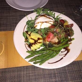 Chandler's Oceanfront Dining - Salad - New American Near Me - Carlsbad, California