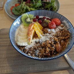 The perfect granola bowl. The perfect granola bowl.