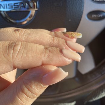 Boutique Nail Bar - Gel polish sloppy and not all the way to the edges - Nail Salons Near Me - Queen Creek, Arizona