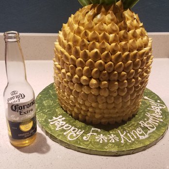 Freeport Bakery - A custom cake made for my girlfriends birthday. Absolutely perfect - Bakeries Near Me - Sacramento, California