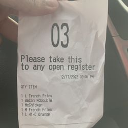 McDonald's - Receipts kept being duplicated from the kiosk transaction that was at 3:06 - second transaction which actually processed was at 3:15