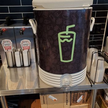 Shake Shack Kirkland - Water dispenser - Fast Food Near Me - Kirkland, Washington Shake Shack Kirkland - Water dispenser - Fast Food Near Me - Kirkland, Washington