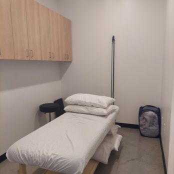Moench Method Bodywork - Cedar Park - Treatment room. - Massage Therapy Near Me - Leander, Texas Moench Method Bodywork - Cedar Park - Treatment room. - Massage Therapy Near Me - Leander, Texas