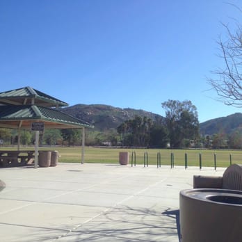 Walnut Grove Park - Winter in SoCal! - Parks Near Me - San Marcos, California Walnut Grove Park - Winter in SoCal! - Parks Near Me - San Marcos, California
