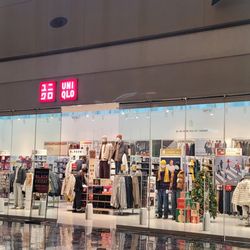 Uniqlo