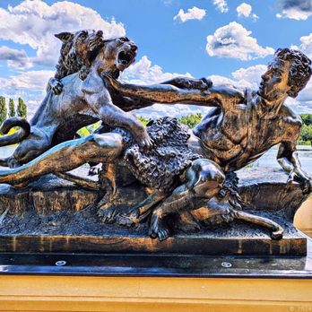Schlossgarten - Statue (09/2024) - Parks Near Me - Schwerin, MV Schlossgarten - Statue (09/2024) - Parks Near Me - Schwerin, MV