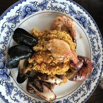 Del Mar - Seafood paella - Spanish Near Me - Washington, DC, District of Columbia