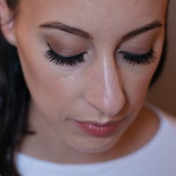 Honey Skin Spa - Gorgeous Erin with lash extensions!