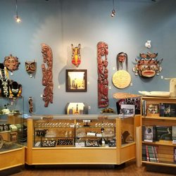Wei Wai Kum House of Treasures