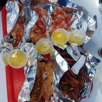 Red's Eats - Our meal - Seafood Near Me - Wiscasset, Maine Red's Eats - Our meal - Seafood Near Me - Wiscasset, Maine