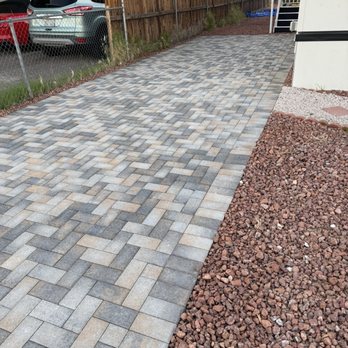 Mad Turf Installations - Driveway - Landscaping Near Me Mad Turf Installations - Driveway - Landscaping Near Me