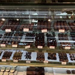 Anette's Chocolates
