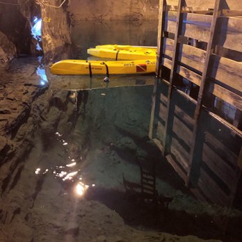 Bonne Terre Mine - The clear water that filled much of the mine - Diving Near Me - Bonne Terre, Missouri Bonne Terre Mine - The clear water that filled much of the mine - Diving Near Me - Bonne Terre, Missouri