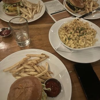 The Vig Fillmore - Mac & Cheese Genuine Cheeseburger VIG Burger - New American Near Me - Phoenix, Arizona The Vig Fillmore - Mac & Cheese Genuine Cheeseburger VIG Burger - New American Near Me - Phoenix, Arizona