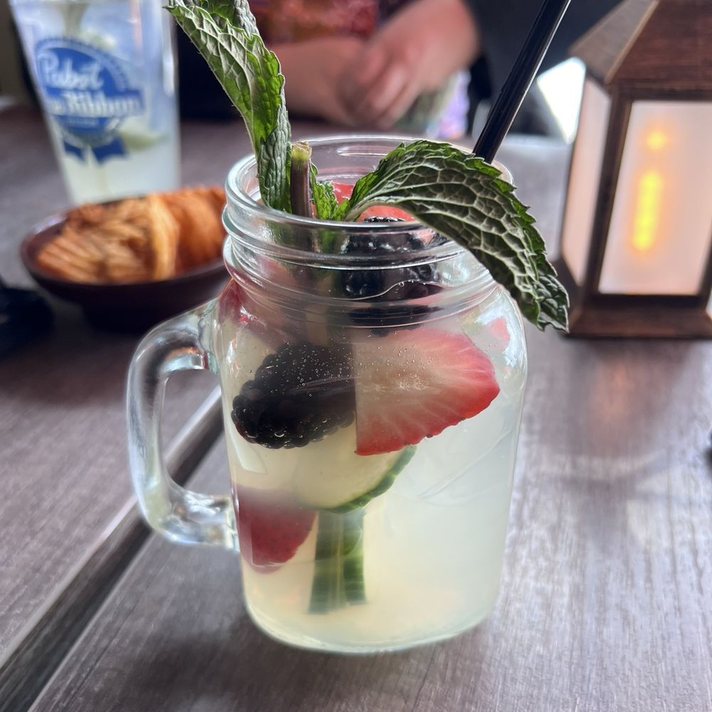 Audacity British Style Pub - Summer cup mocktaile - Pubs Near Me - Manchester, Connecticut