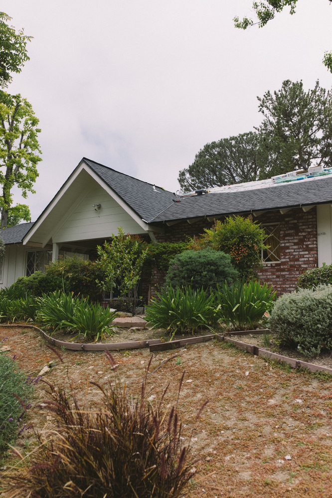 Slide of Swell Roofing