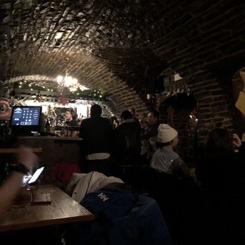 Oncle Antoine - Pubs Near Me - Quebec City, Quebec Oncle Antoine - Pubs Near Me - Quebec City, Quebec