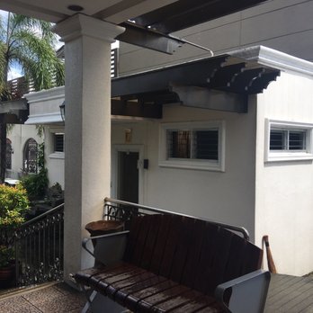 Jun Jun's Restaurant - Bathrooms are in a separate structure - Filipino Near Me - Angeles City, PAM