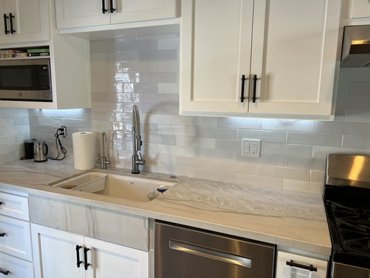 Countertop Installation - Tile installation/Stone and quartz counters -demo and haul kitchens, bathrooms,floors, ect. -kitchen stone counters and backsplash -shower tile installation -floor tile, laminate contractor -barbecues -shower valves and tile repair Countertop Installation - Tile installation/Stone and quartz counters -demo and haul kitchens, bathrooms,floors, ect. -kitchen stone counters and backsplash -shower tile installation -floor tile, laminate contractor -barbecues -shower valves and tile repair