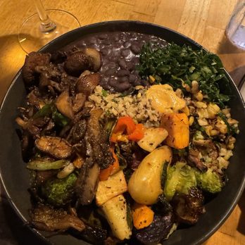 Bossa Nova Brazilian Cuisine - Vegetarian Bowl, so delicious - Brazilian Near Me - West Hollywood, California Bossa Nova Brazilian Cuisine - Vegetarian Bowl, so delicious - Brazilian Near Me - West Hollywood, California