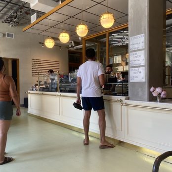 Boxx Coffee Roasters - Beautiful interior - Coffee Roasteries Near Me - Los Angeles, California Boxx Coffee Roasters - Beautiful interior - Coffee Roasteries Near Me - Los Angeles, California