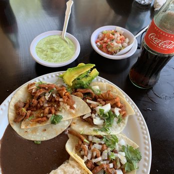 Restaurante-Bar Frostys - Tacos al pastor - Seafood Near Me - Tulum, ROO Restaurante-Bar Frostys - Tacos al pastor - Seafood Near Me - Tulum, ROO