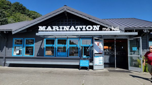 Marination Ma Kai by null