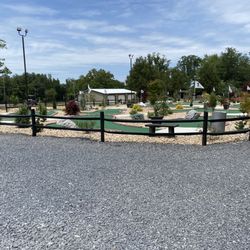 Sun Retreats Shenandoah Valley - Mini golf