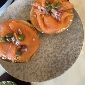 Amand - Salmon Bagel - Cafes Near Me - Miami, Florida
