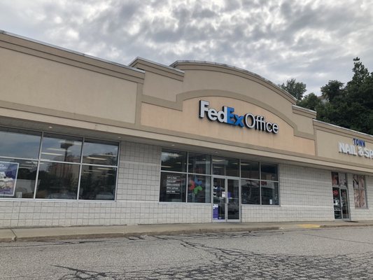 FEDEX OFFICE PRINT & SHIP CENTER - Updated September 2025