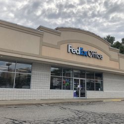 FedEx Office Print & Ship Center