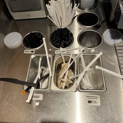 Chipotle Mexican Grill - Absolute dump.