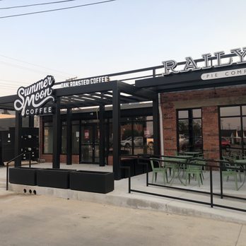 Summer Moon Coffee - Summer Moon, Edmond:  Outside Front During Construction (12 Sep 2021) - Coffee & Tea Near Me - Edmond, Oklahoma