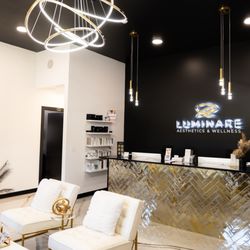 Luminare Aesthetics & Wellness - Lobby