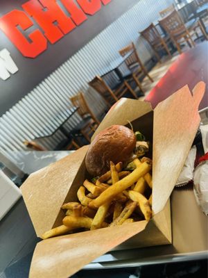HALAL CHICKEN-N-CHAPLI by null