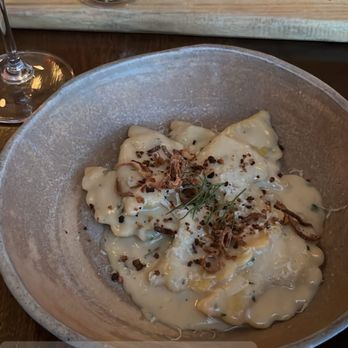 Fox and Pearl - Mezzaluna - New American Near Me - Kansas City, Missouri