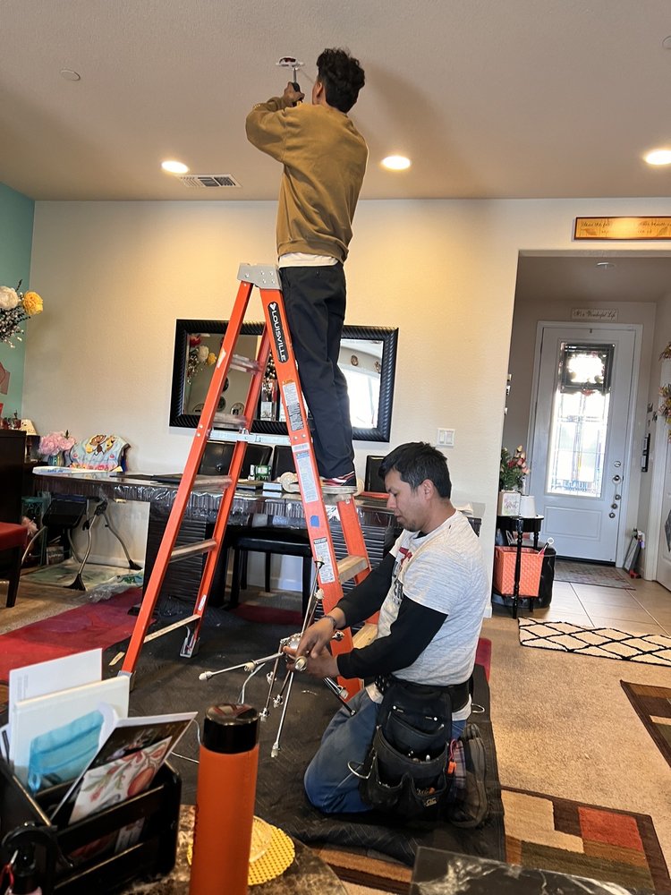 LAMPS PLUS Updated September 2024 104 Photos & 210 Reviews 550