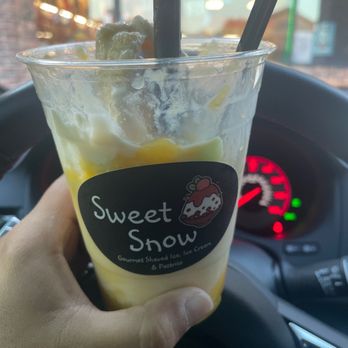 Sweet Snow - This was amazing! First time and will definitely be back . - Ice Cream & Frozen Yogurt Near Me - Goodyear, Arizona
