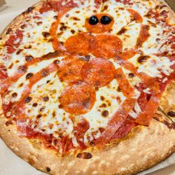 Alessandro's Pizza Italian Restaurant - Spider Pizza,