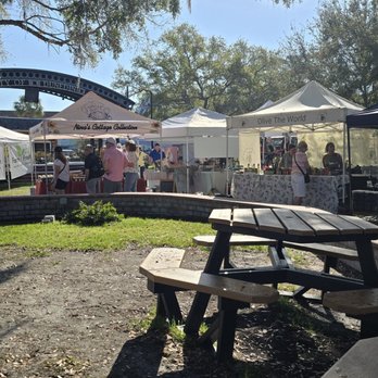 Dunedin Downtown Market - Farmers Market Near Me - Dunedin, Florida Dunedin Downtown Market - Farmers Market Near Me - Dunedin, Florida