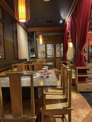 Xiaolongkan Hot Pot by null