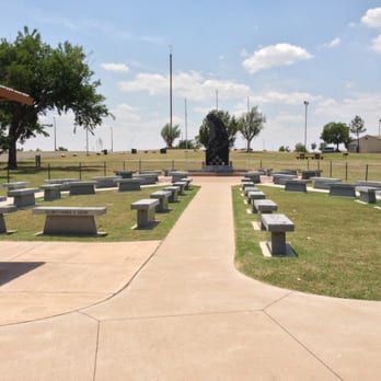 Elmer Thomas Park - Memorial Park - Parks Near Me - Lawton, Oklahoma