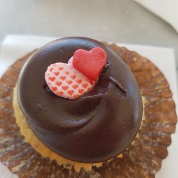 Georgetown Cupcake - Cupcakes Near Me - Washington, DC, District of Columbia Georgetown Cupcake - Cupcakes Near Me - Washington, DC, District of Columbia