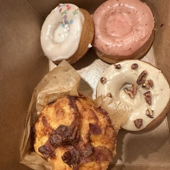 EAT Marketplace - Coffee & Tea Near Me - Temecula, California