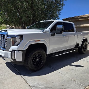 Lifted Trucks - Used Car Dealers Near Me - Scottsdale, Arizona Lifted Trucks - Used Car Dealers Near Me - Scottsdale, Arizona