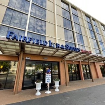 Fairfield by Marriott Inn & Suites Louisville Downtown - Hotel, but enter through the other lobby - Hotels Near Me - Louisville, Kentucky