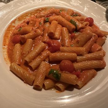 The Cheesecake Factory - Spicy Rigatoni Pasta Vodka Sauce - Desserts Near Me - Estero, Florida