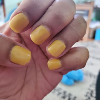 Mai Nails Lounge - This is 4 days after - Nail Salons Near Me - Yonkers, New York