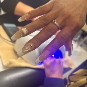 Q Nail Lounge - Nail Salons Near Me - Downey, California