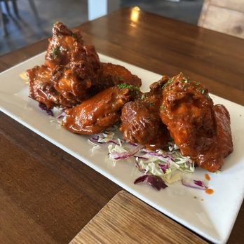 1850 Restaurant - Buffalo wings - American Near Me - Mariposa, California
